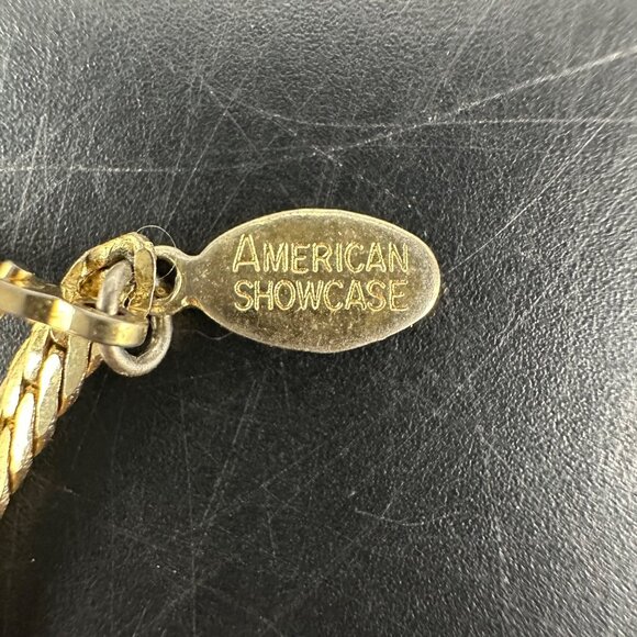 Vintage Unicorn Pendant Necklace American Showcase Gold Tone Mystical Beast - Picture 5 of 10